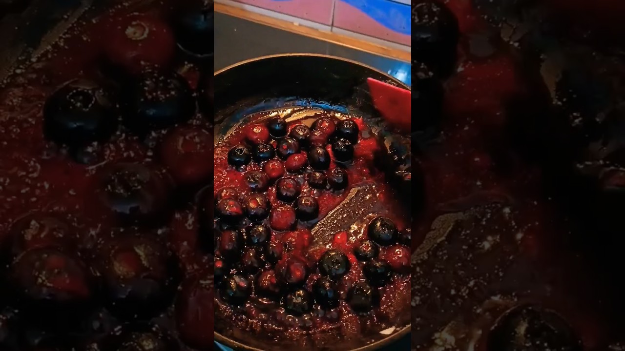 Blueberry 🫐 Compote and sauce recipe ☝️#blueberrycompote #youtubeshorts  #blueberry #shorts