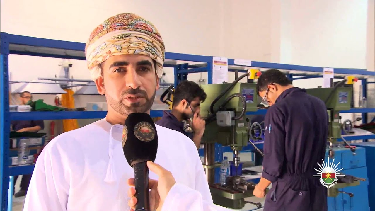 كلية عمان البحرية الدولية بمحافظة شمال الباطنة تجمع بين التعليم و التدريب في آن واحد