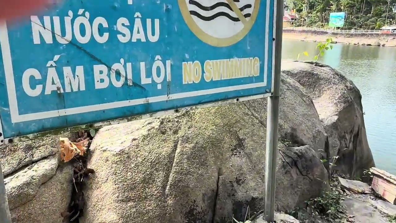 Tham quan Dinh Nui Phật to và ho ca 2026 sap Tet  VN 2026