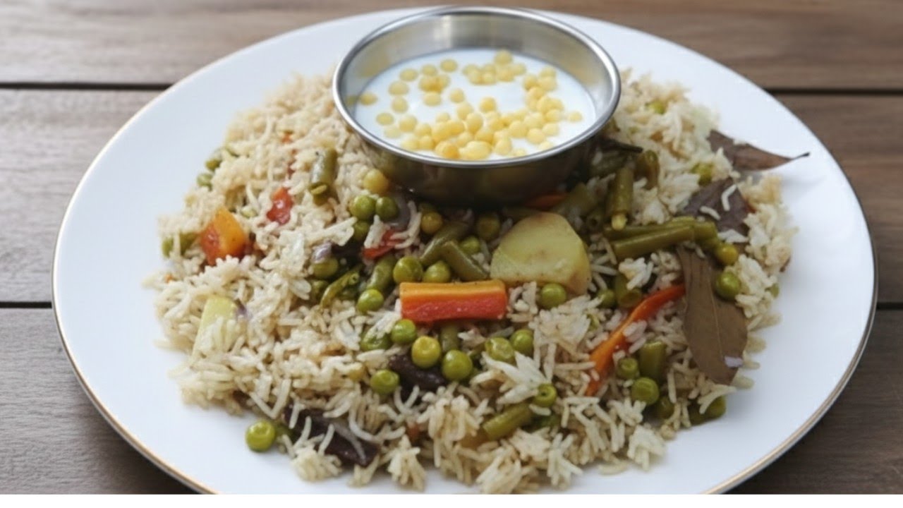 Vegetable Pulao Recipe | वेज पुलाव | Simple Veg Pulao Recipe #recipe #vegpulao #pulao 