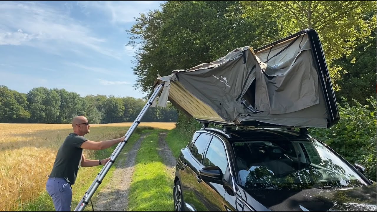 Roof top tent  l  Moby Mountain  l  hunterGreen