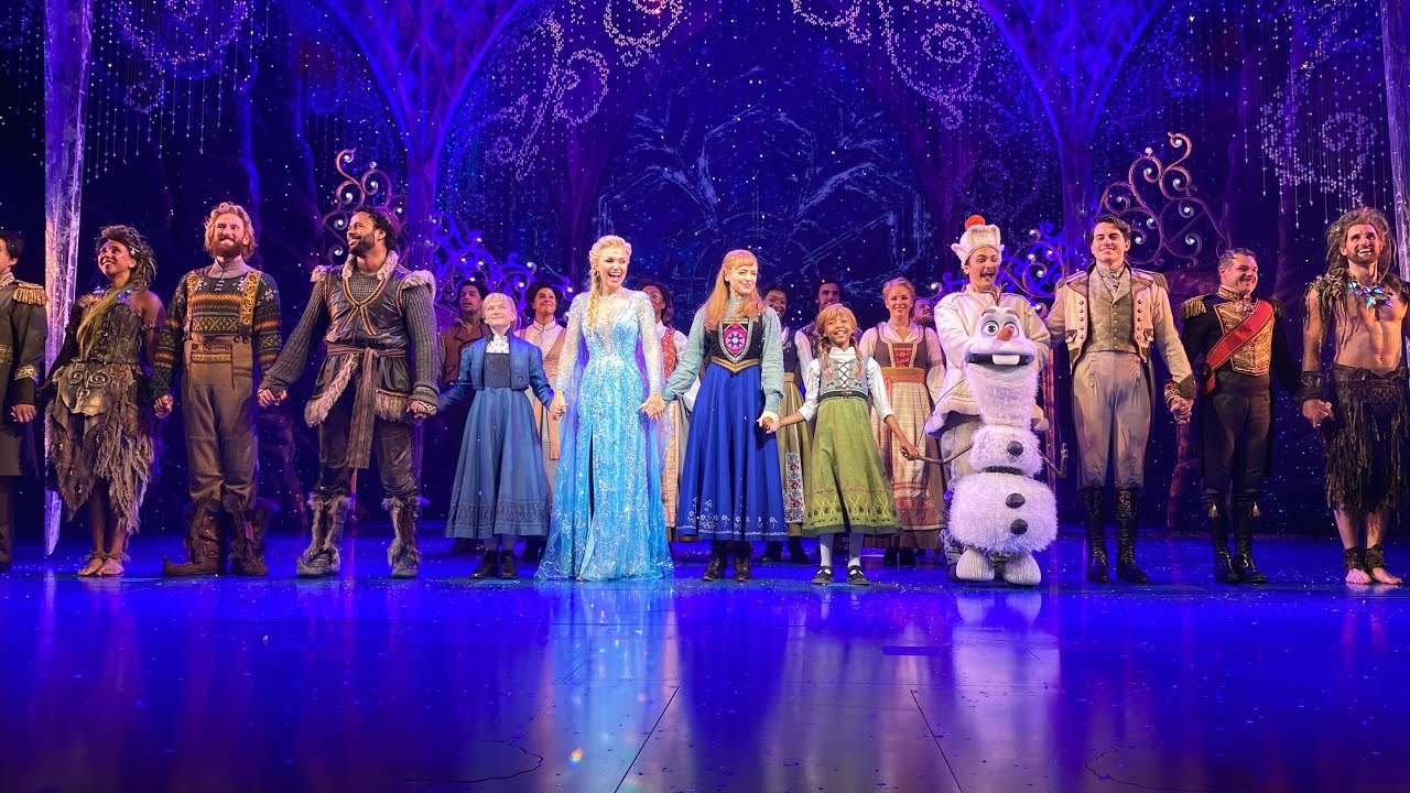 Frozen front row bows 2.7.22