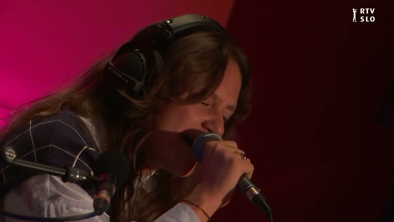 Žena - Sme&scaron;n [Jutranji koncert]