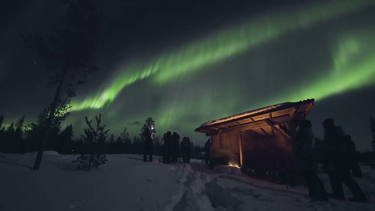 Northern Lights Hunting Photography tour in Rovaniemi and Levi, Lapland, Finland
