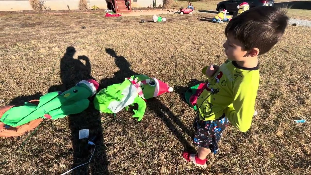 Part 3 taking down Christmas inflatables 