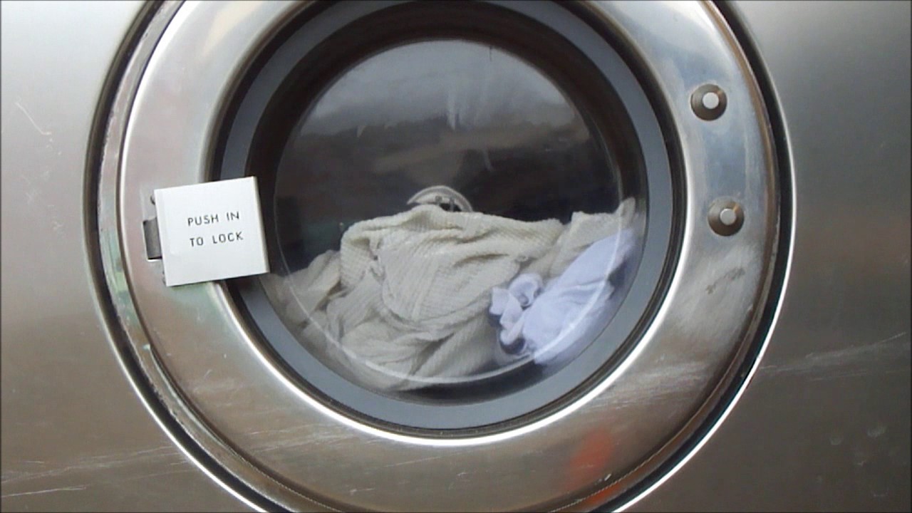 Hey, Watch My Laundry -- Episode 178