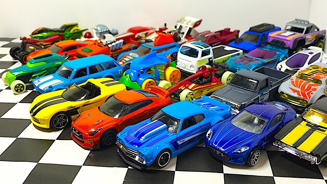 Давайте откроем распаковку новых игрушек Hot Wheels Cars!