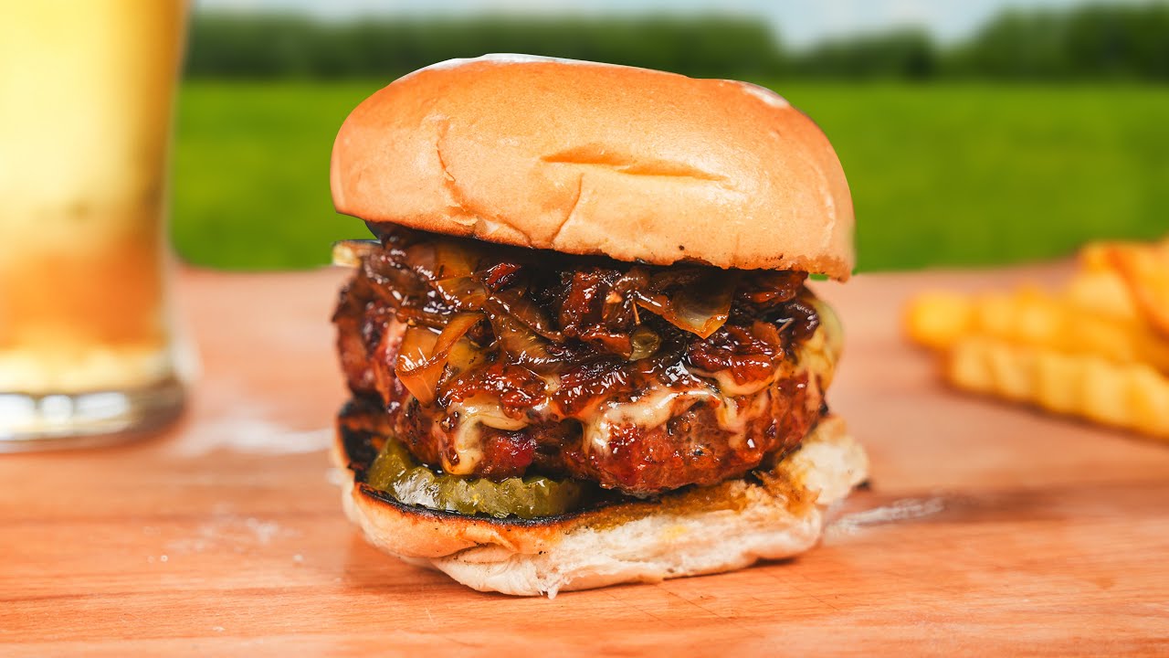 BRISKET Burgers van de Kamado met Whiskey Baconjam! 🥩 | Kolenboertje