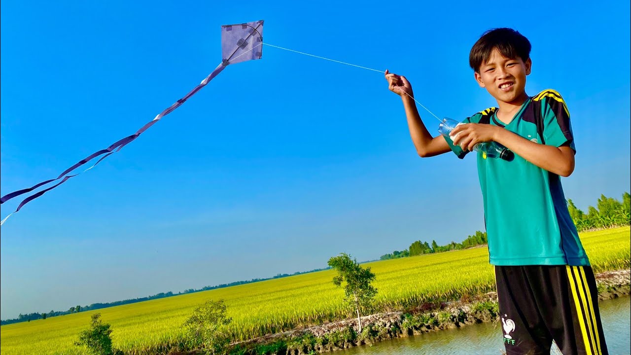 Anh Ba Phải | Làm Diều Giấy - Người Thả Diều Bay Cao Nhất Thắng 1 Triệu | Fly a kite
