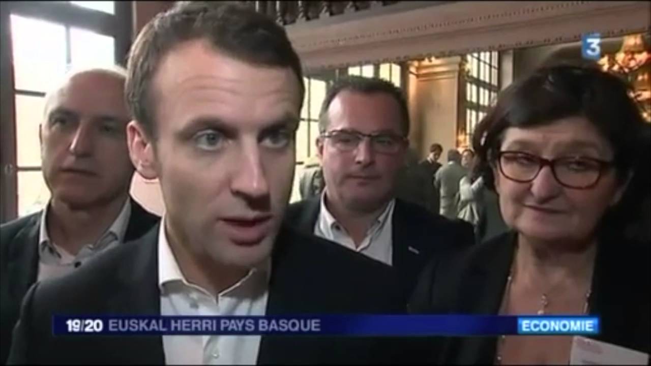 JT FR3 Emmanuel Macron reçoit un makhila