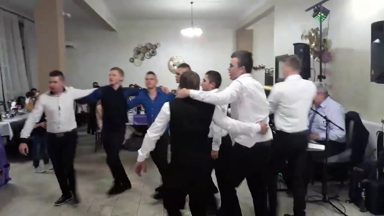 Lagzi Mulat&aacute;s