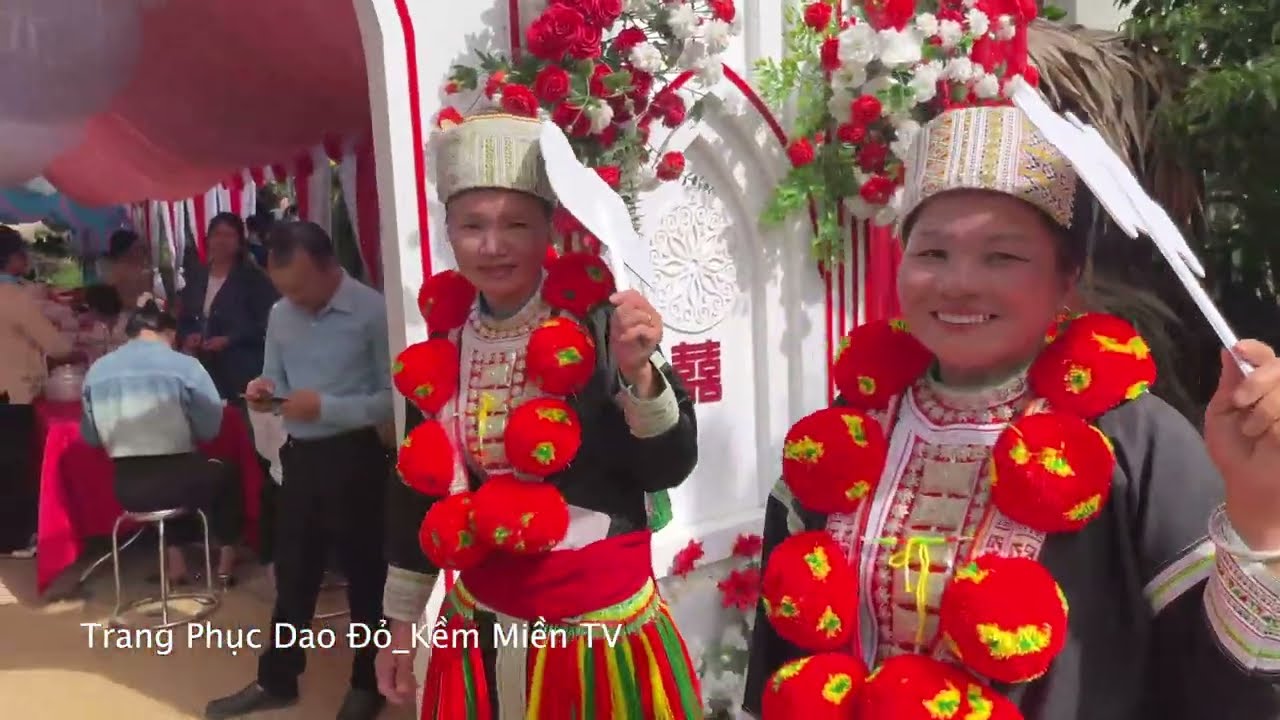 Iu Mienh Nzung | Điệu Hát Páo Dung Của Người Dao Đỏ