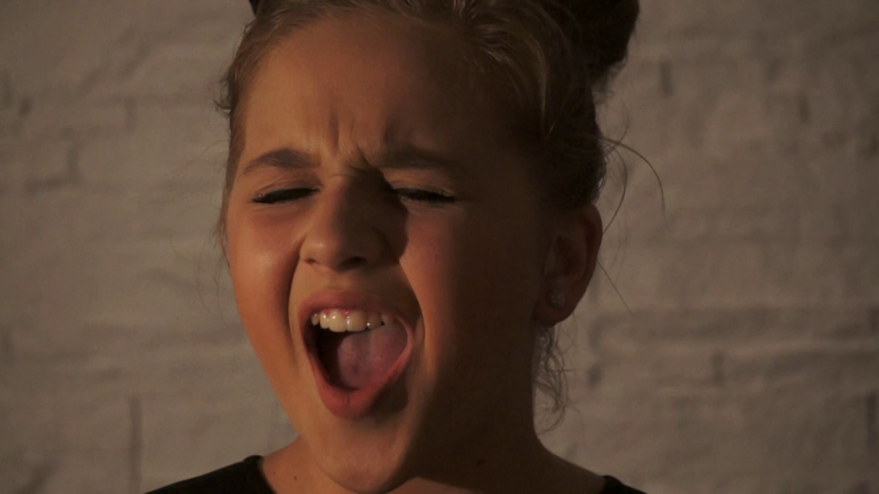 Diana Kovaľová - Rolling in the Deep (Adele) cover