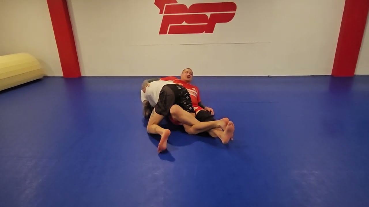 Octopus Guard (nearside) 'lockdown sweep' for smaller BJJ athletes #bjj #sweep #jiujitsu
