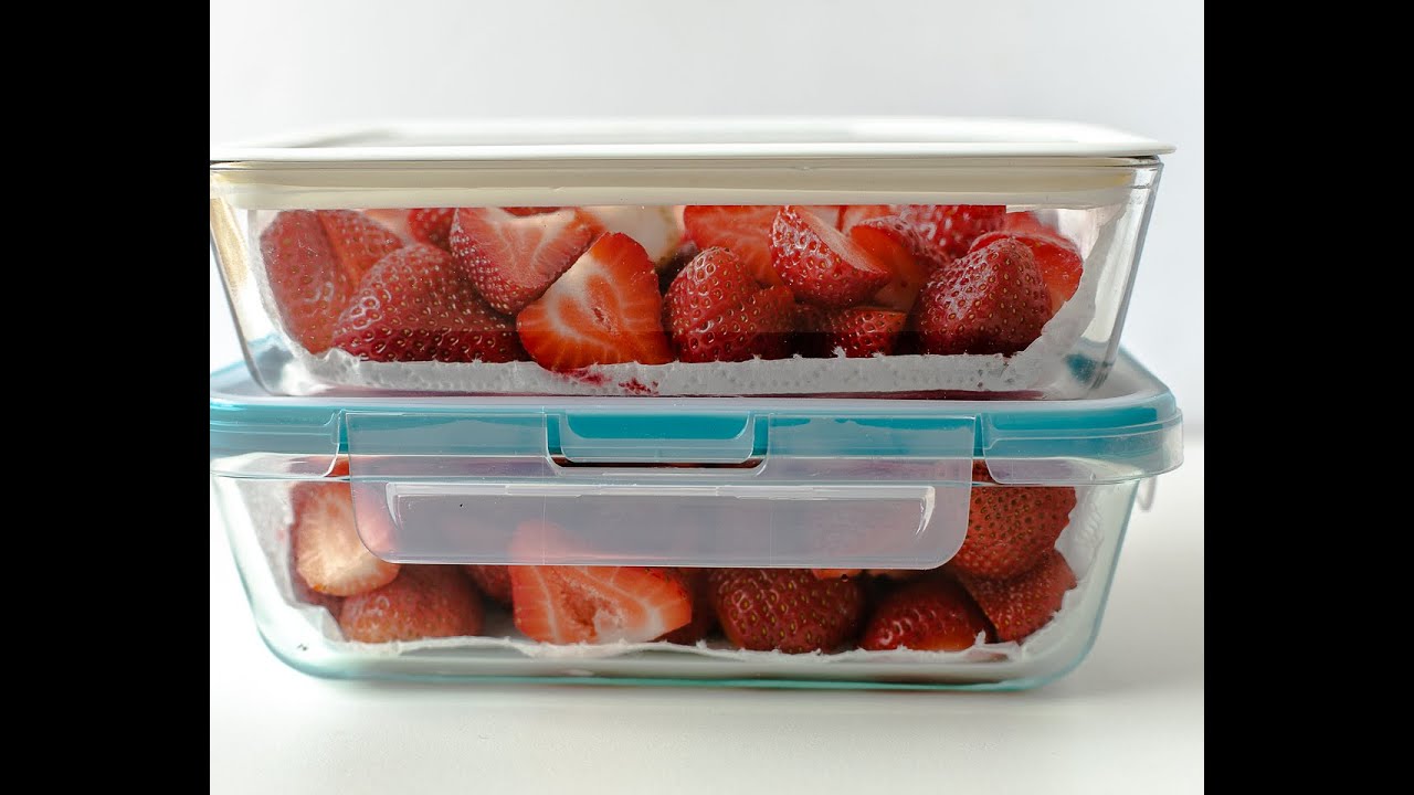 How To Prep and Store Fresh Strawberries To Make Them Last In The Fridge For Over A Week! #shorts