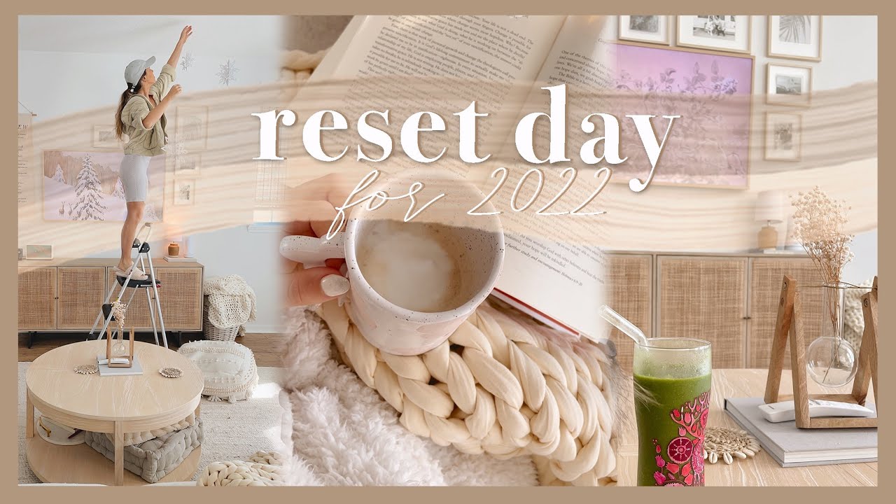 RESET DAY FOR 2022 | taking down Christmas decor, tidying up, & getting organized for the new year!