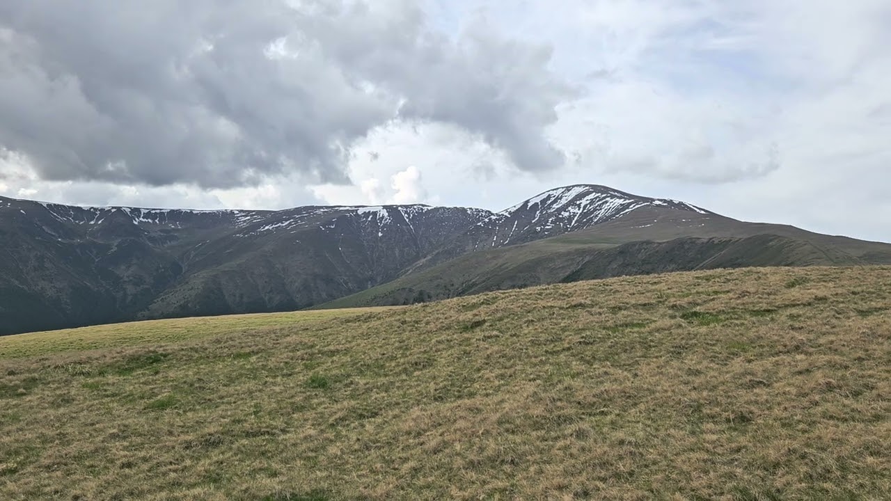 Munţii Iezer-Păpuşa tură &icirc;ntreagă, 36 km, 2400m urcare verticală, total 10h - 01-Jun-2025