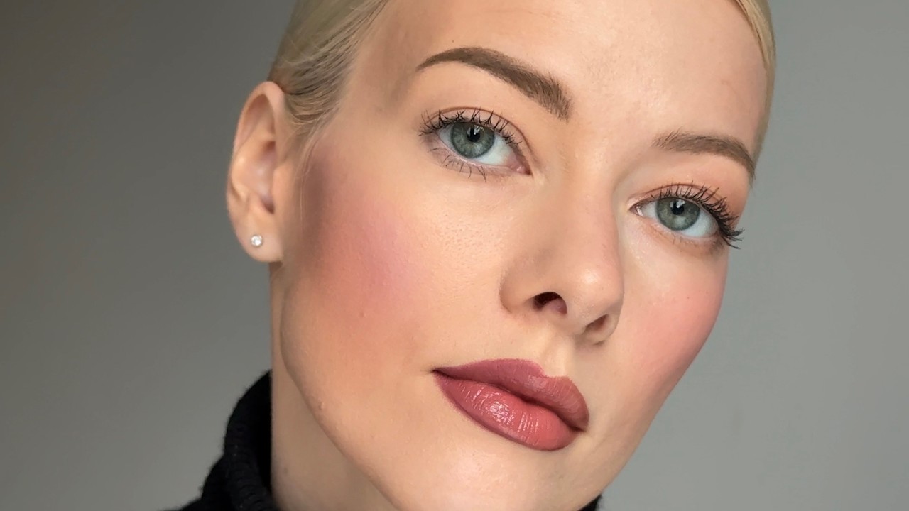 Makeup Do’s and Don'ts for Beginners | Elena Rachitskaya