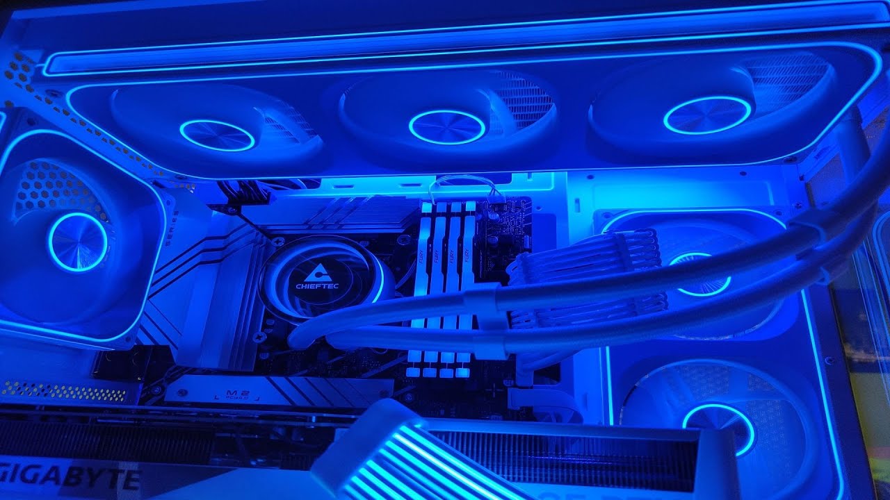 Chieftec Iceberg White 360 - I7 13700K - EXTREME STRESS TEST