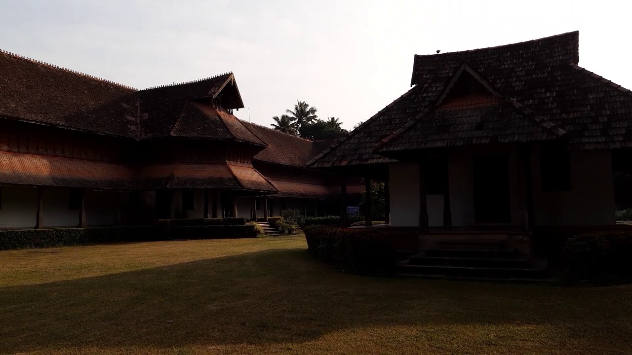 Swathi Sangeethotsavam - Kuthiramalika Palace - January