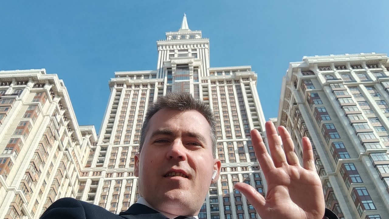 Бездельничаю. Рассказываю про опыт использования трехканального регистратора Azdome M550