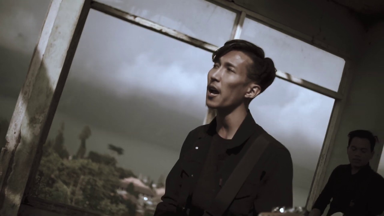 PEJALAN GUMINE (Official Music Video)