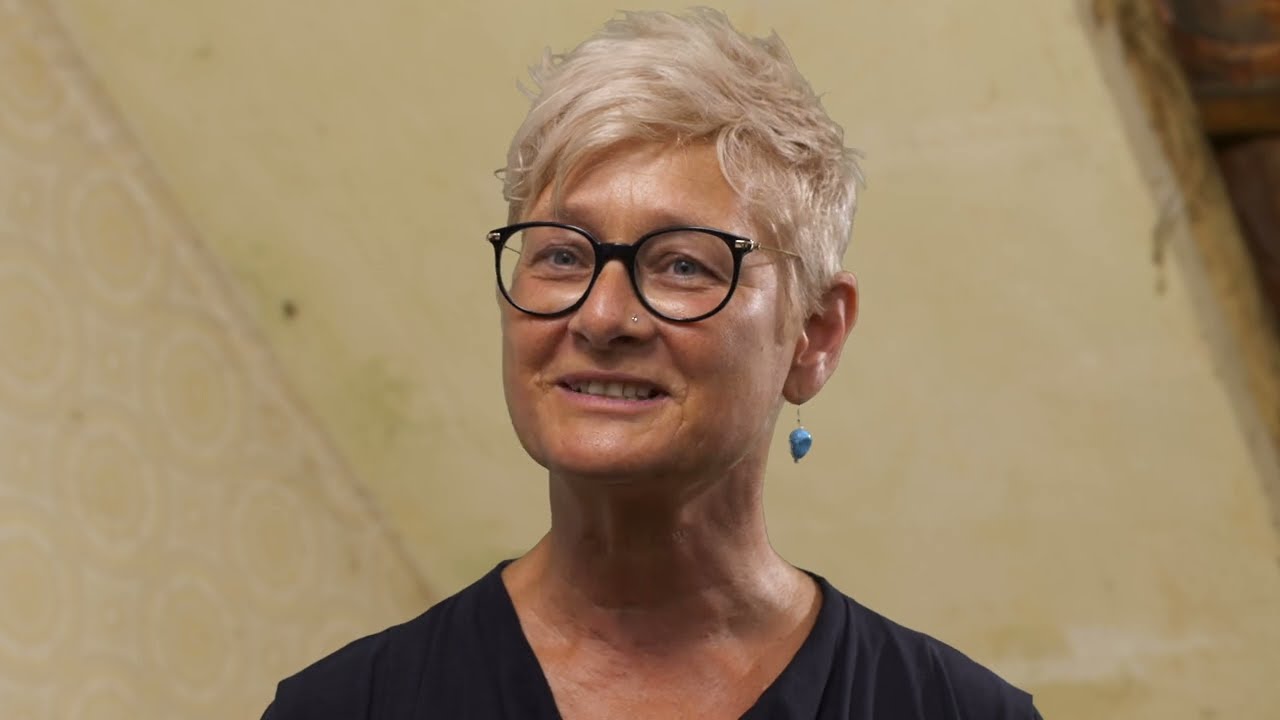 Stephan Haberzettl - Videoarbeit 78 f&uuml;r Ausstellung Bernsteinzimmer im Hugenottenhaus in Kassel