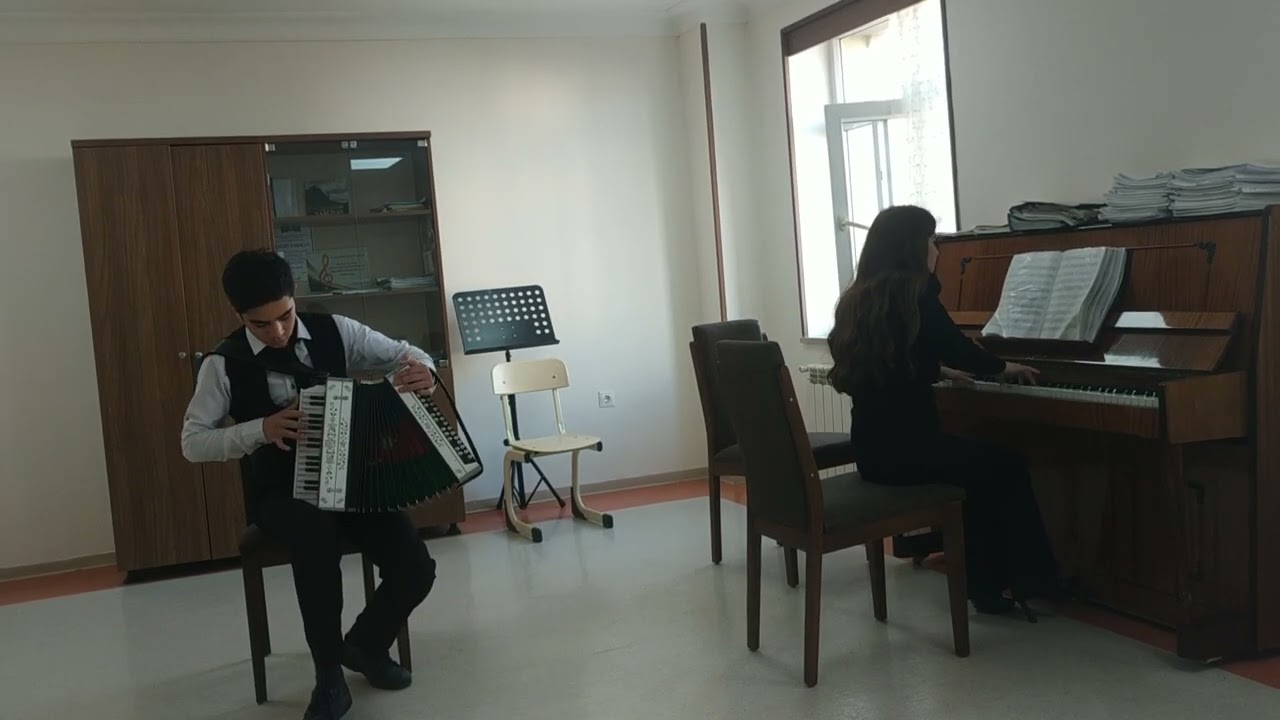 Türk qızlarının rəqsi Arif Məlikov ( Qarmon ) İsmayıllı Cəsur