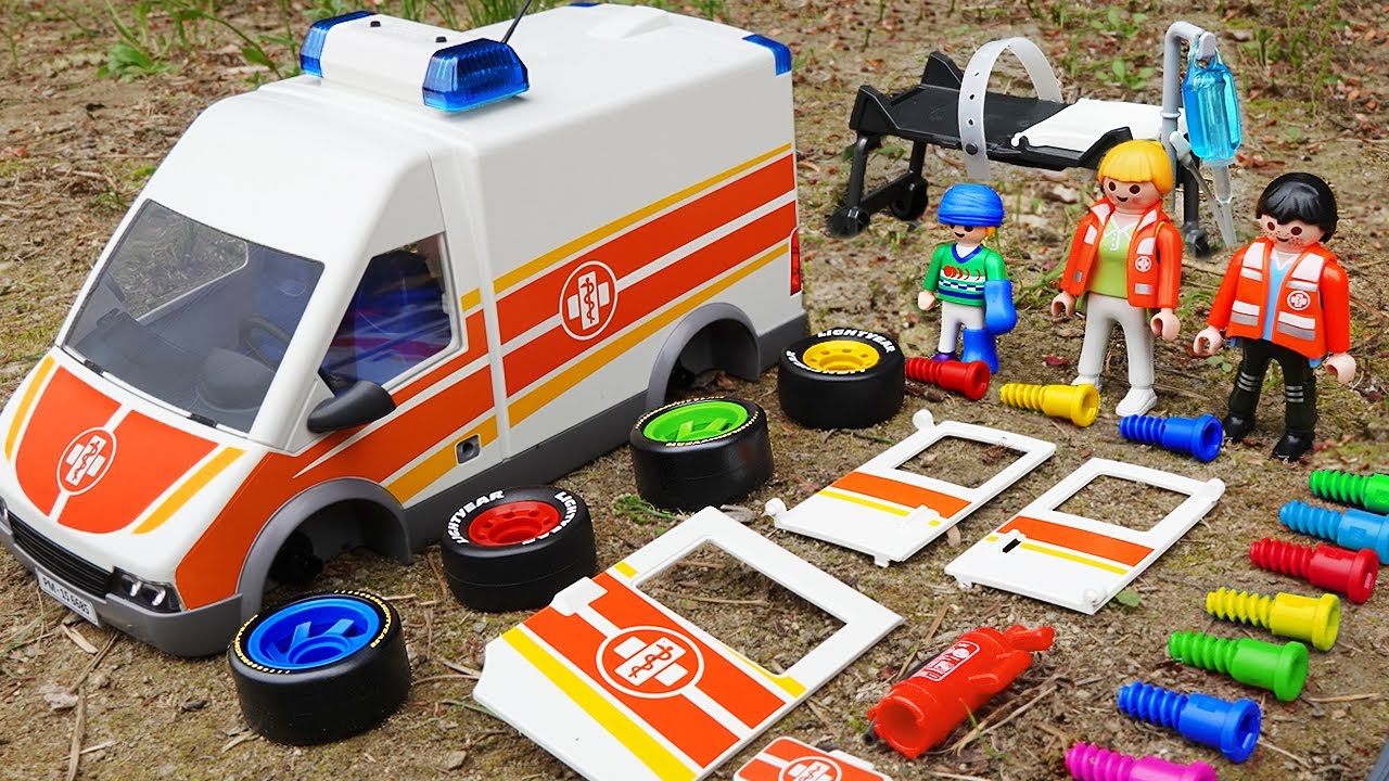 Assembling an ambulance repairing playmobile