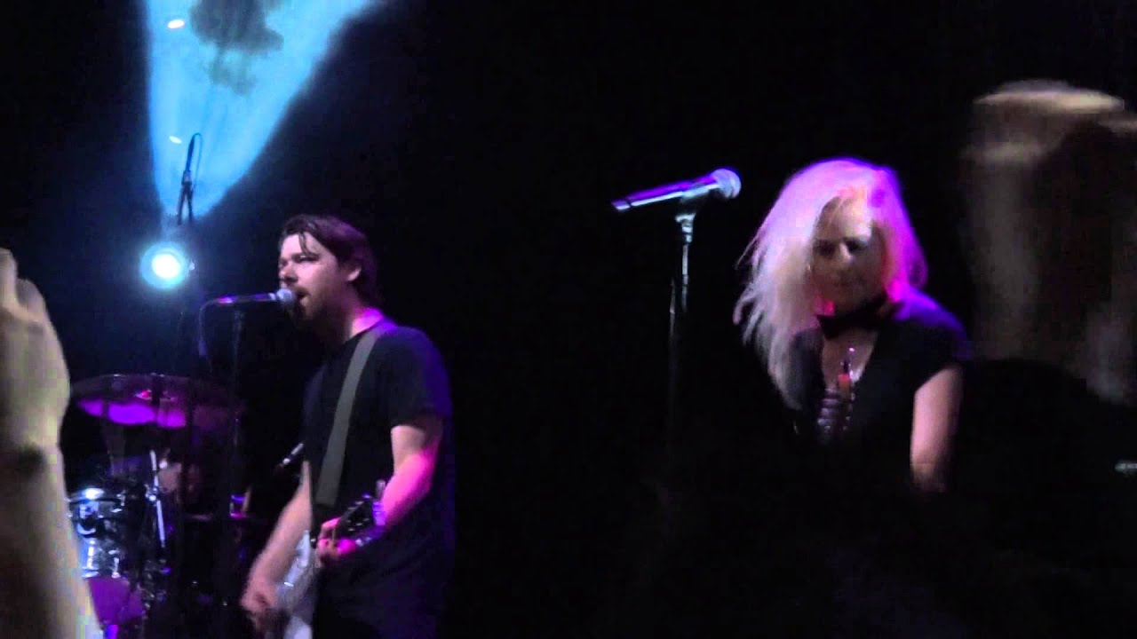 SHINY TOY GUNS - PARAHOY 3/8/14 rainy monday