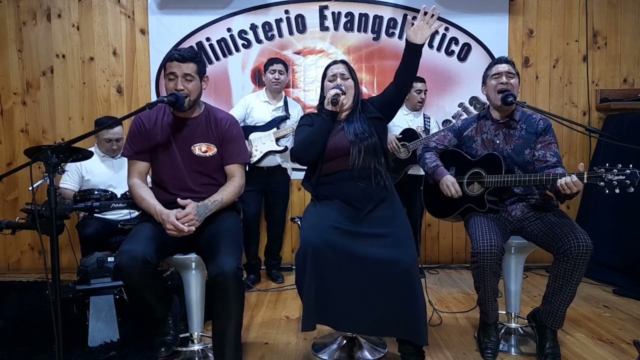 mix de alabanzas: y se derrama tu Gloria/Señor te doy la Gloria