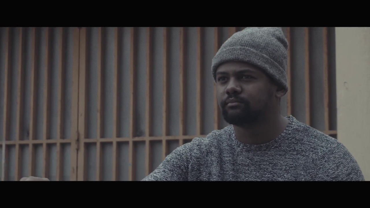 Derk16 - Minute / Clip Officiel