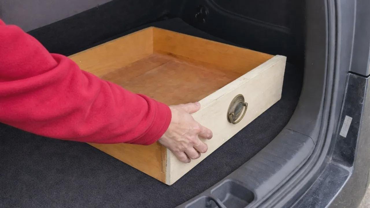 &iexcl;No vas a creer lo que hizo con un caj&oacute;n viejo para transformar la sala!