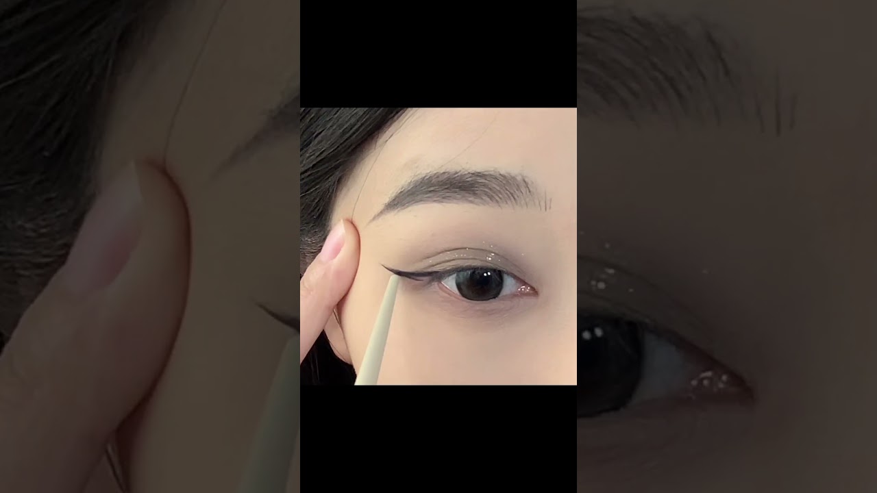 Atmospheric Mint Mambo Fox Eye makeup tutorial | So beautiful that you will be enchanted~🦊💚