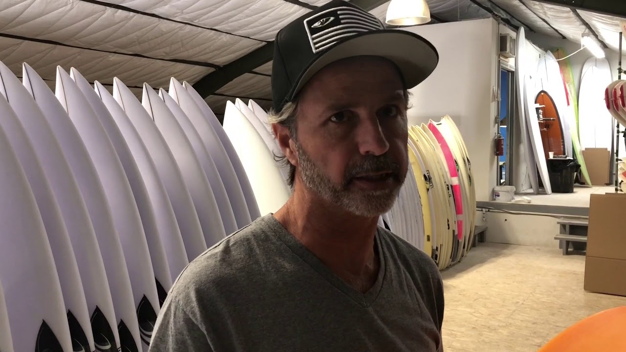 Surf n' Show Vlogs Ep 3. Noel visits Marcio Zouvi from SharpEye Surfboards