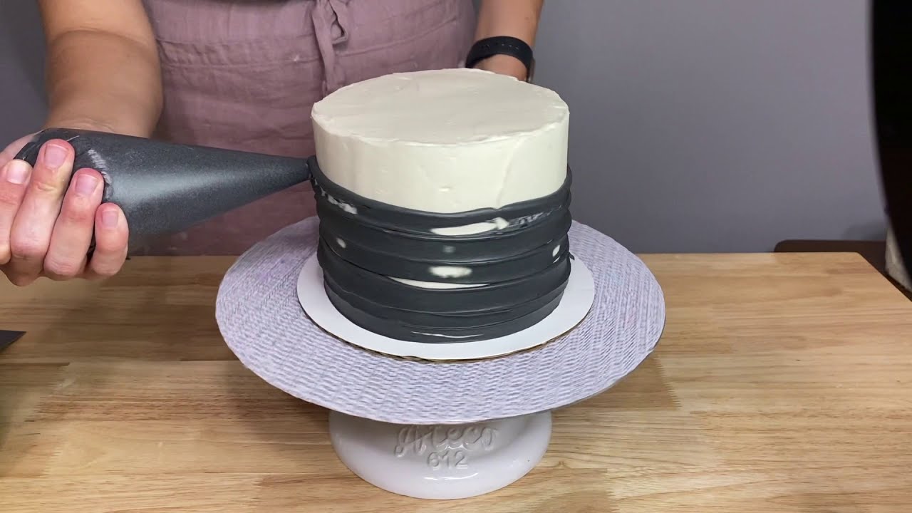 Alien Inspired Cake Tutorial