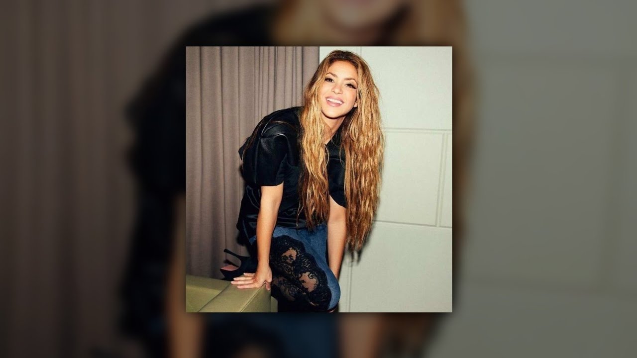 Shakira - Me Enamoré (sped up)