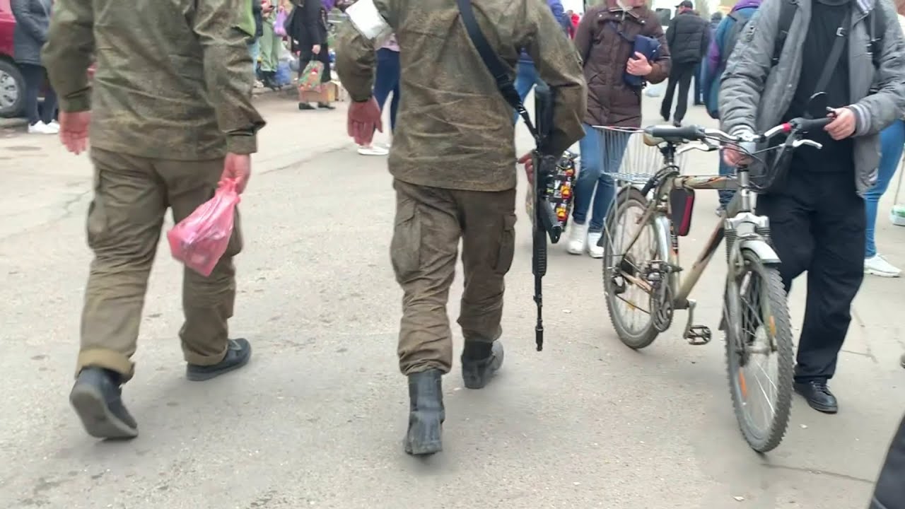 ОККУПАЦИЯ. ХЕРСОН СЕГОДНЯ 23.04.2022. ДНЕПРОВСКИЙ РЫНОК, ЦЕНЫ: ПАСКА, СИГАРЕТЫ, АЛКОГОЛЬ, ЯЙЦА