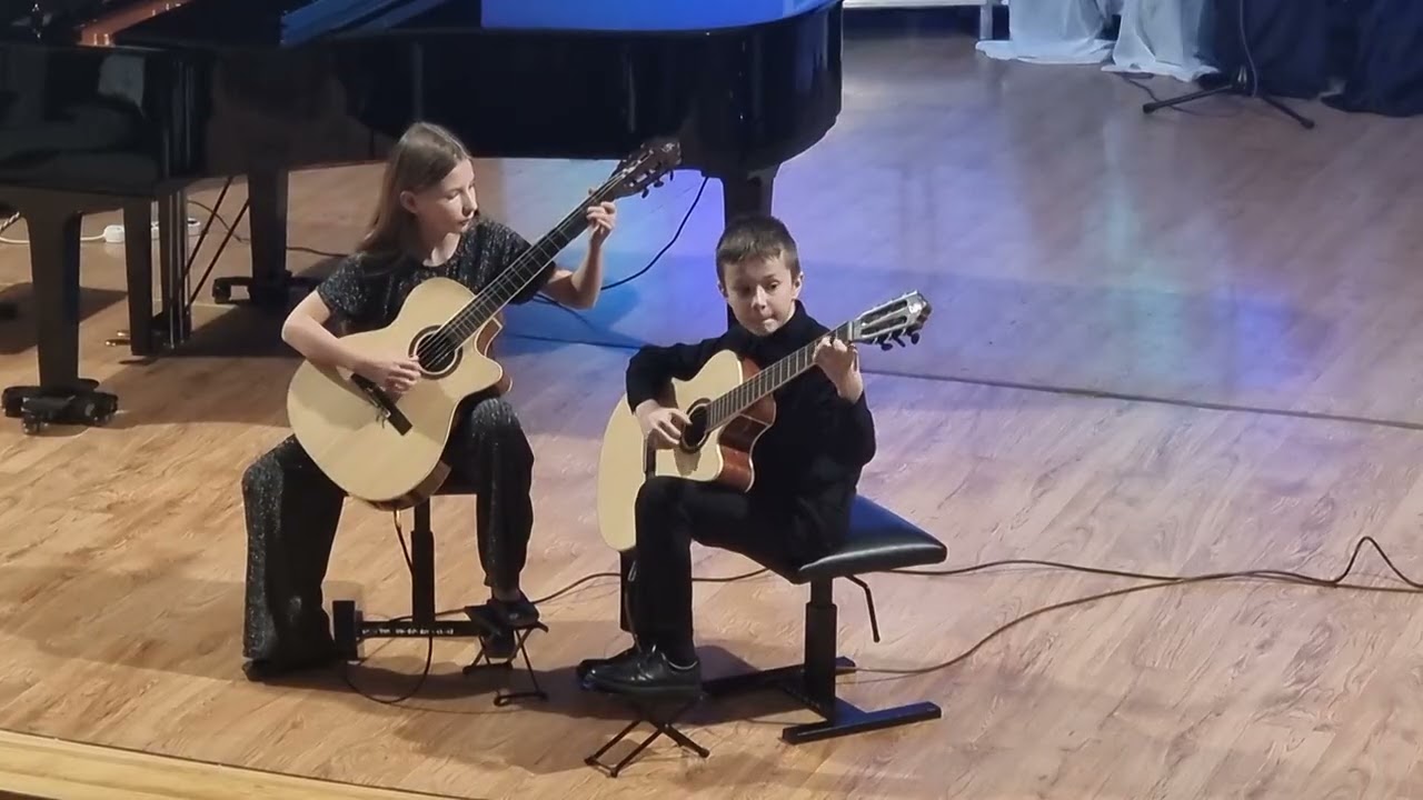Duet Gitarowy:  Nikołaj Wójtowicz, Filip Nowak