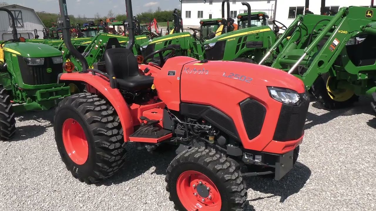 Трактор Kubota L2502 2024 года с открытой кабиной! Как новый! Гарантия Kubota! Продавец: Mast Tra...