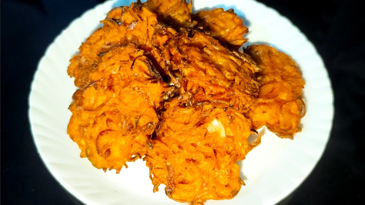 Ullivada Kerala style /onion vada / malayalam recipe #ullivada #recipe #cookingtutorials #foodie 