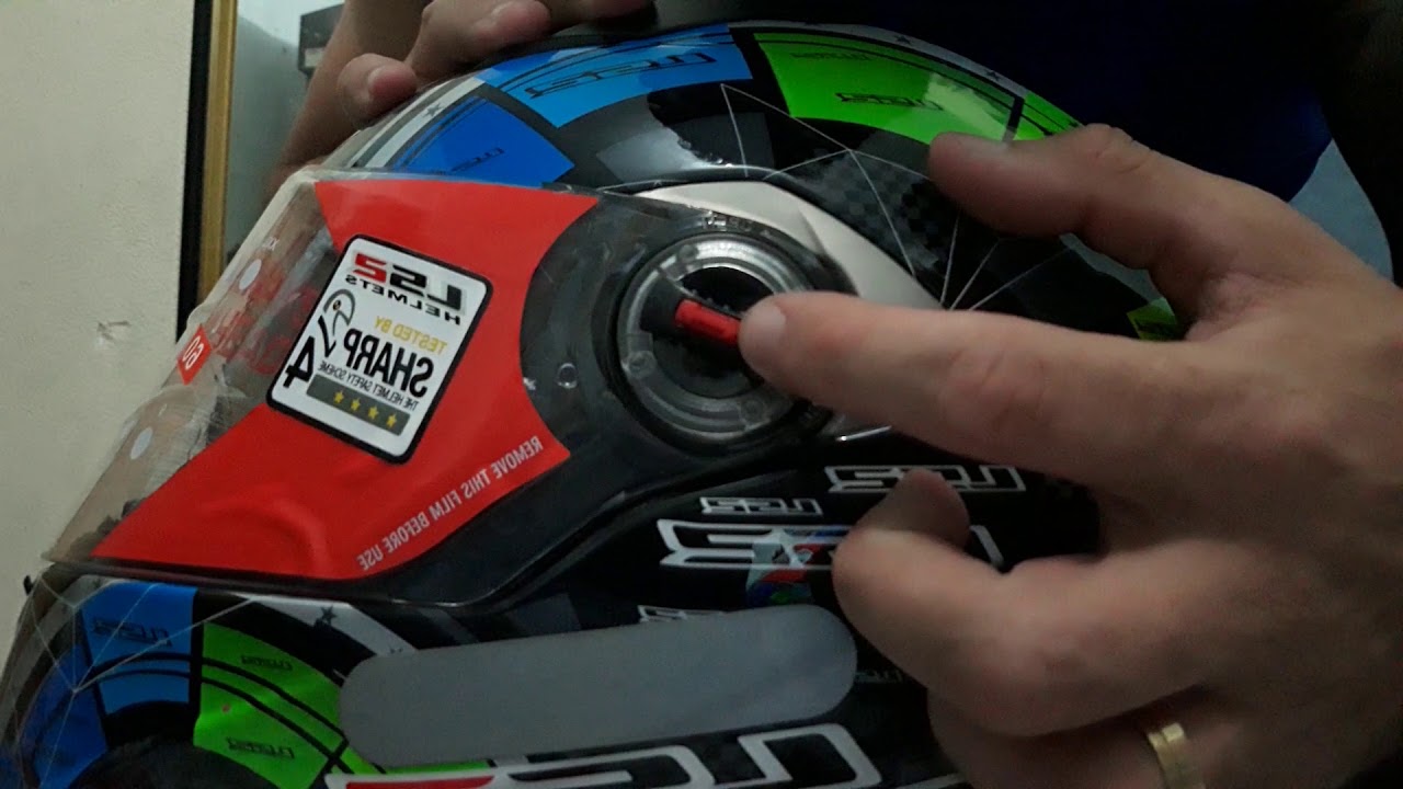 Capacete Ls2 ff358 tech trocando viseira