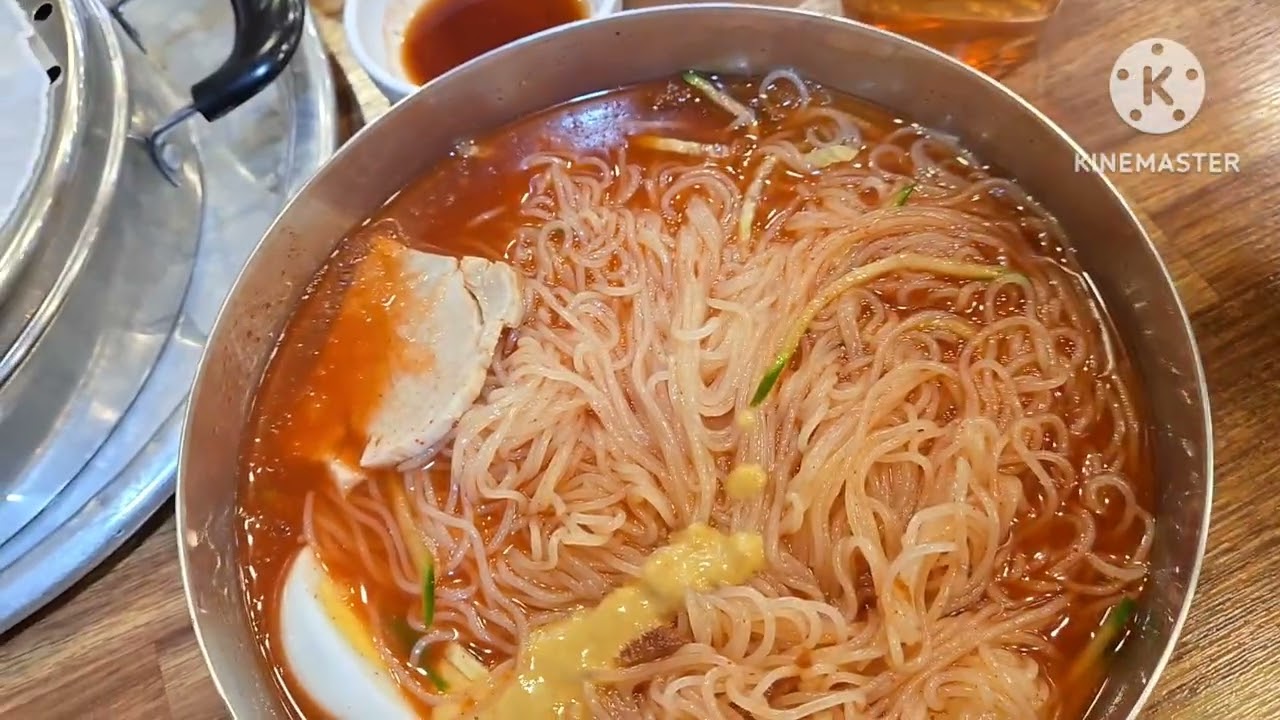 The Real Milmyeon Spot in Mangmi-dong, Busan 줄 서서 먹는 이유 있음｜망미동 밀면·만두 로컬맛집