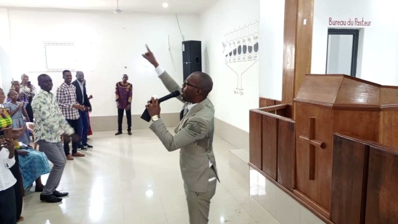 Pasteur Junior FUAKA à La Foi Parfaite Tabernacle