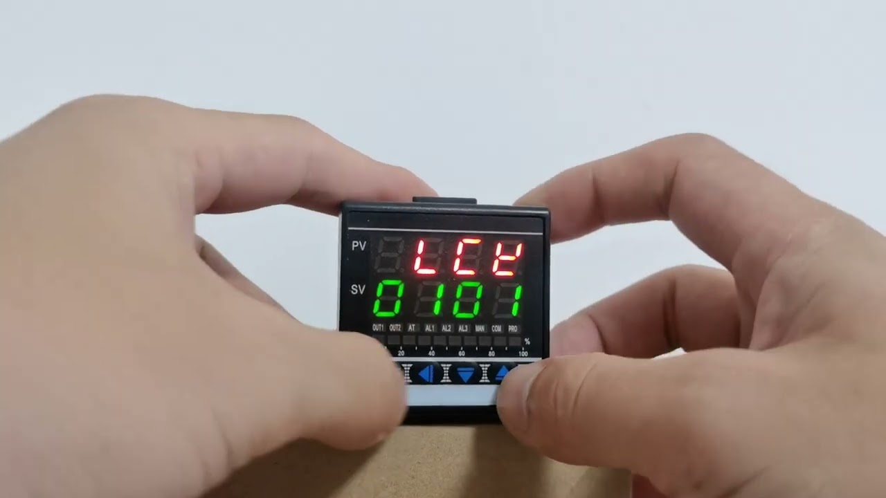 Video tutorial on how to program ramp and soak controller