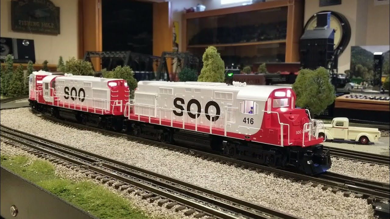Lionel Legacy SOO LINE Alco RS27's