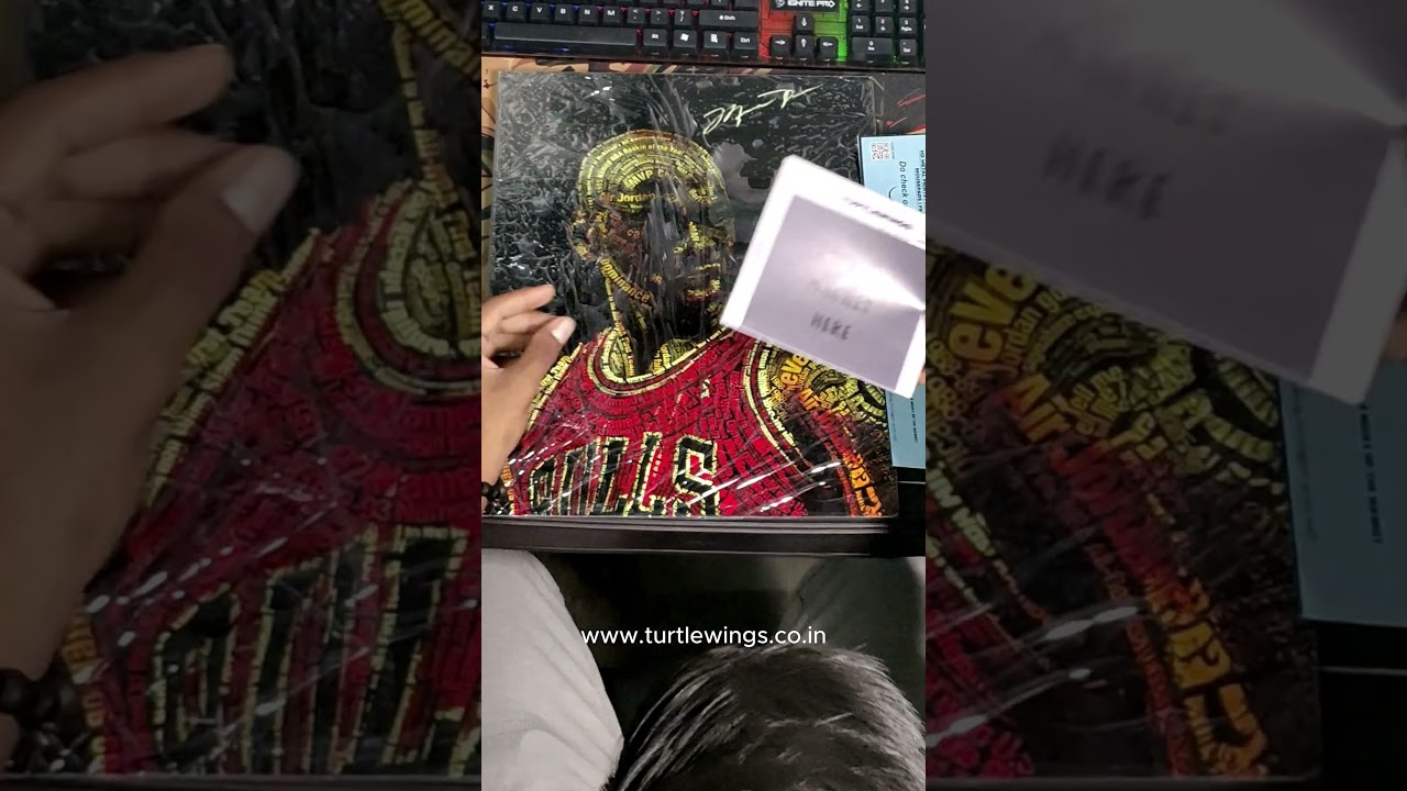 unboxing Metal Posters by TurtleWings #metalposter #turtlewings #anime #urban