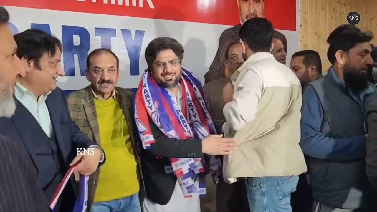 Activist Jibran Dar Joins Apni PartyParty 