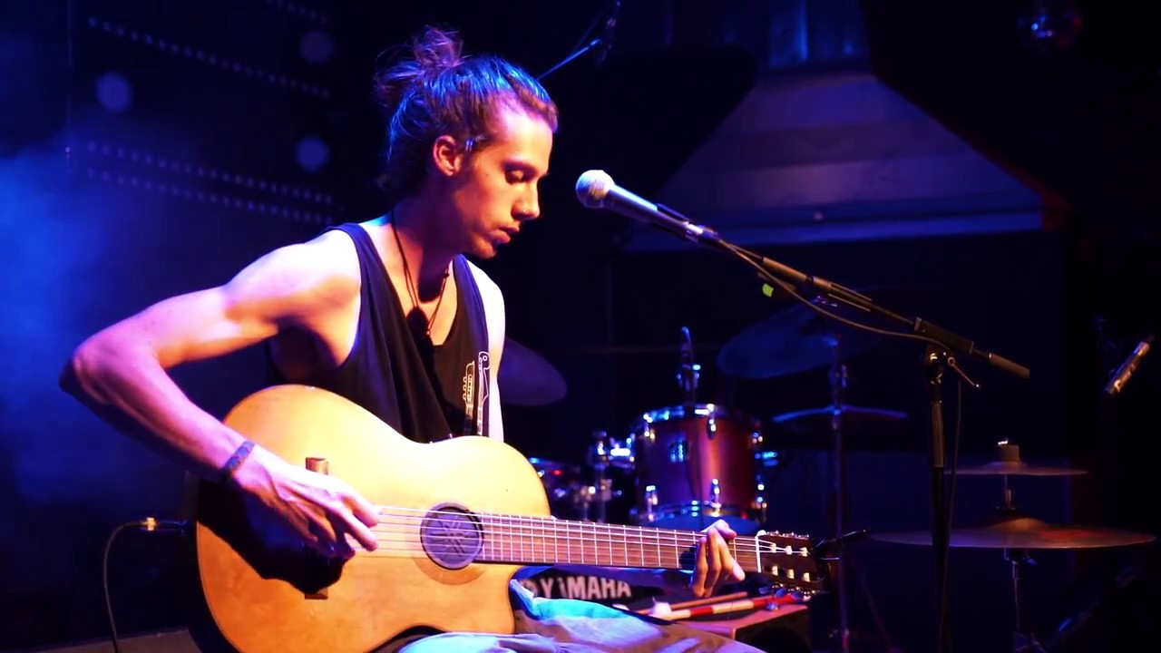 Mike Rauss - Pachima (Balkan Beat Box) Live at Artheater