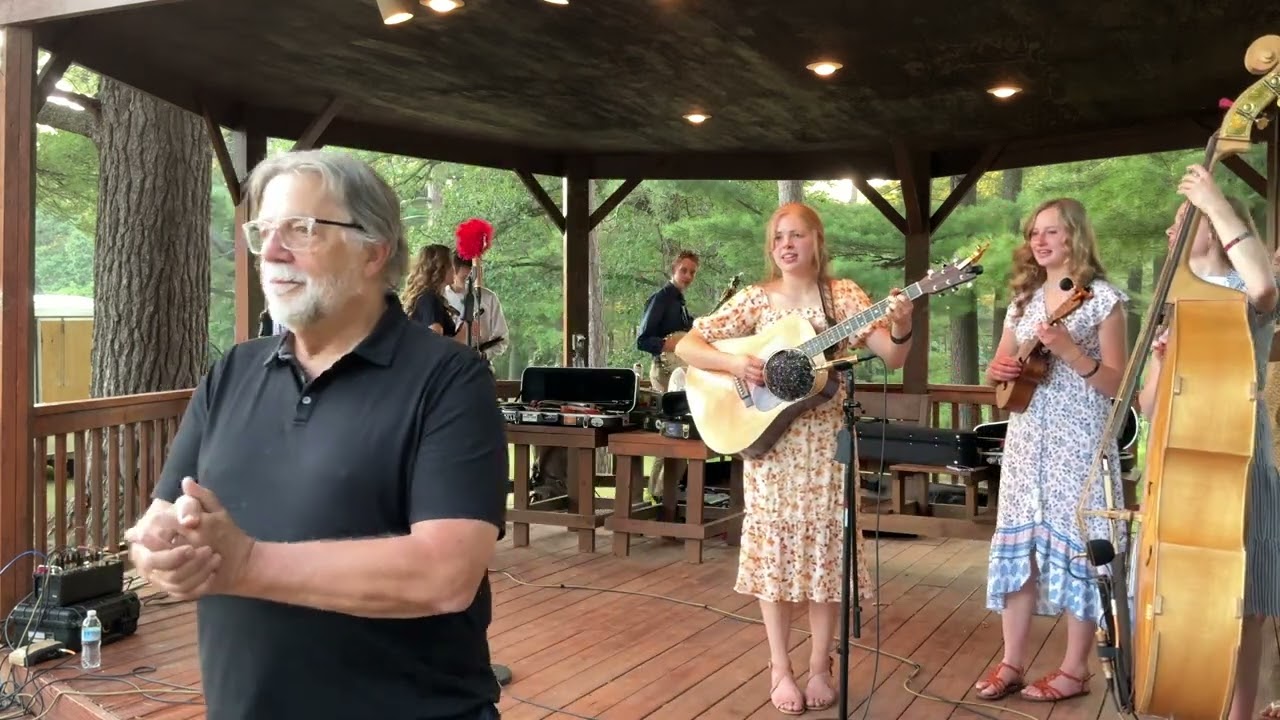 Gazebo Concert - Figuring It Out - The Abello Family
